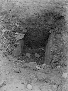 Slab-lined grave of the Scottish Bronze Age Scottish Borders