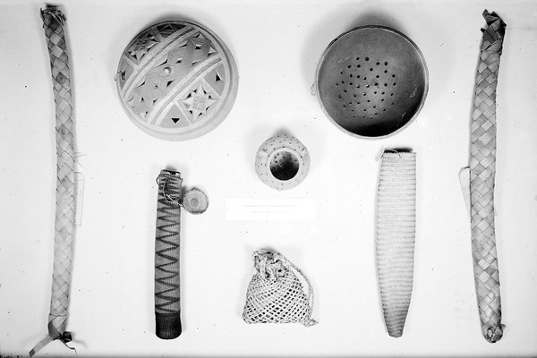 Wellcome museum, primitive medicine, food preparation, 1946