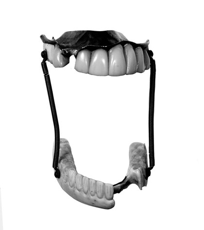 M0013431: Upper and lower denture, 19th century.