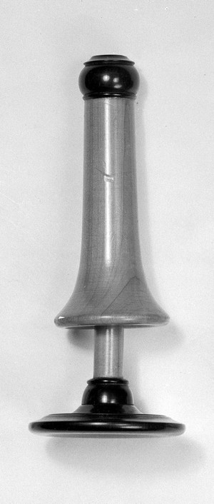 view Monaural stethoscope designed by Quain.