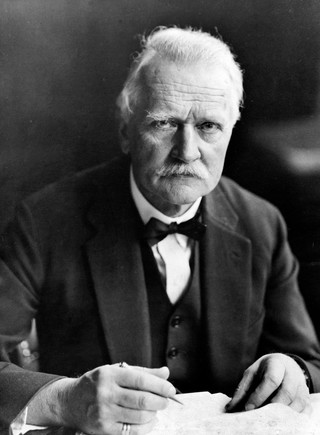 M0014711: Portrait of Wilhelm Schuffner (1867-1949)