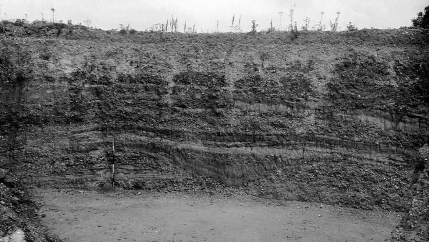 M0014943: Pleistocene deposits of the Thames valley: section in gravels in the Lent Rise-Furze Platt (lower Boyn Hill) Terrace