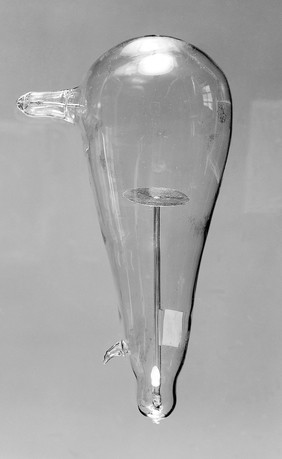 Ring-shaped anode, first special type of tube for x-rays.