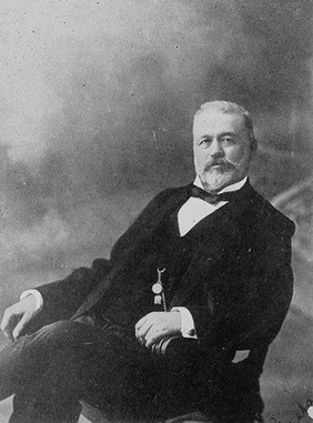 M0016897: Portrait of Carlo Forlanini (1847-1918) / M0016898: Carlo Forlanini administering an artificial pneumothorax