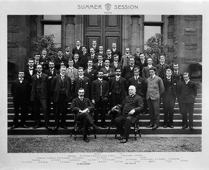 view Edinburgh University group portrait, 1900