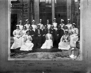 view Group portrait, Royal Infirmary Edinburgh, 1904