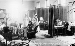 view Postcard: the 'Bright Ward', Guy's Hospital.