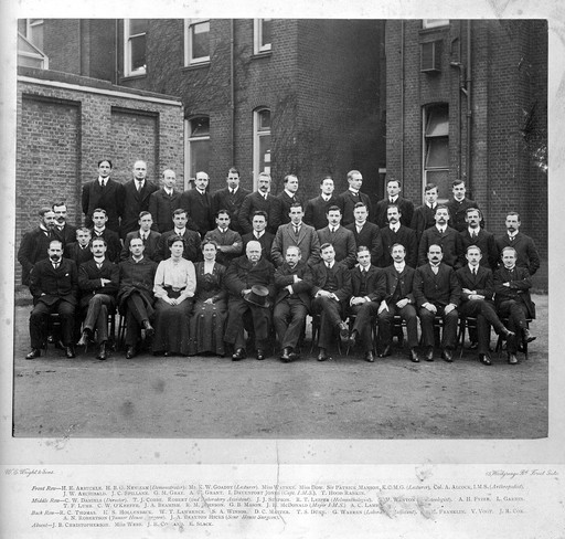 Portrait of London School of Tropical Medicine, 29th session.