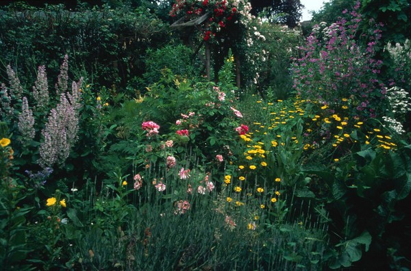 Herbalist' Garden.