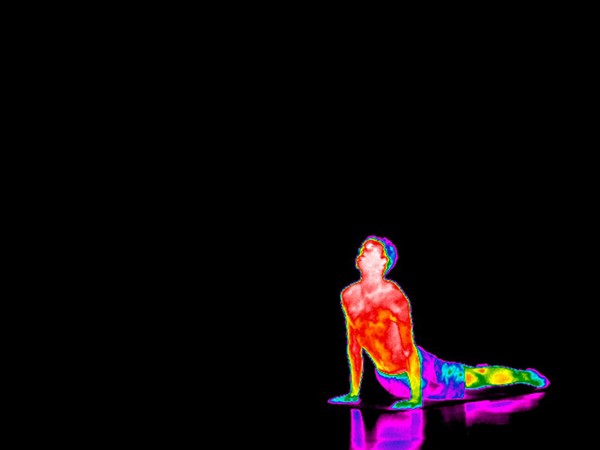 Yoga practice illustrated with thermography