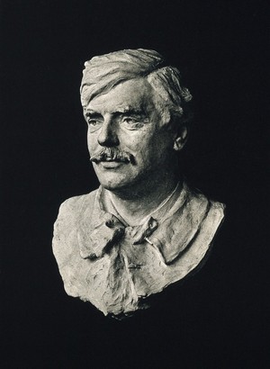 view Edouard Brissaud. Photograph of sculpted bust.