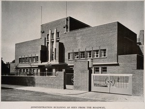 view Royal Masonic Hospital, London: three-quarter view of the administrative block. Process print, 1933.