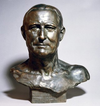 Henry S. Wellcome. Bronze bust by G.F. Edgardo Simone, 1930.