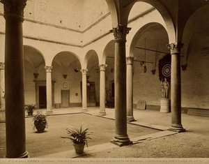 view Galileo Galilei: courtyard of Villa del Gallo. Process print.