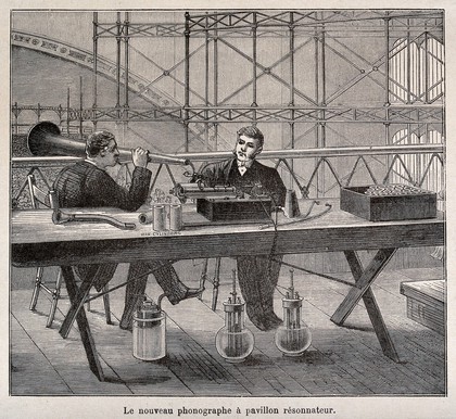 Acoustics: an electrically-powered [?] Edison-type phonograph demonstrated at an exhibition [in Paris?]. Wood engraving.