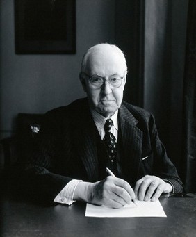 Sir Henry Hallett Dale. Photograph.