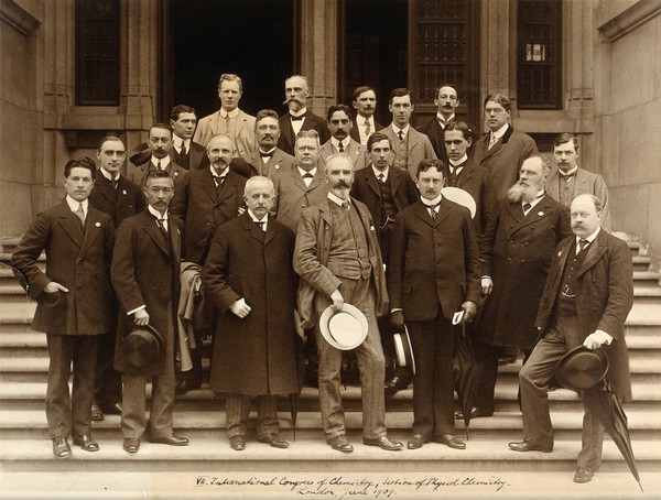 Members of the VII. International Congress of Applied Chemistry, Section of Physiological Chemistry, London, June 1909. Photograph by The Dover Street Studios, 1909.