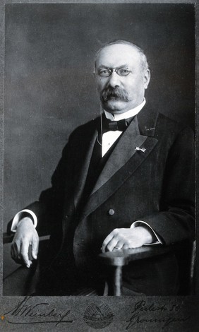 Hartog Jakob Hamburger. Photograph.