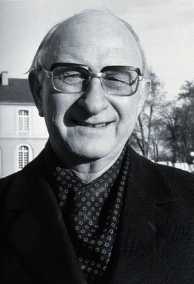 Helmut Joachim Jusatz. Photograph by Bernhard Knoche.