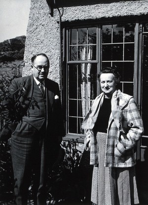 view William Paterson Hay Lightbody and Mrs W.P.H. Lightbody (?). Photograph by C.J. Hackett, 1953.