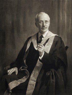 view William Thelwall Thomas, smoking a cigarette. Photograph 1925, after a painting by G.H. Neale.