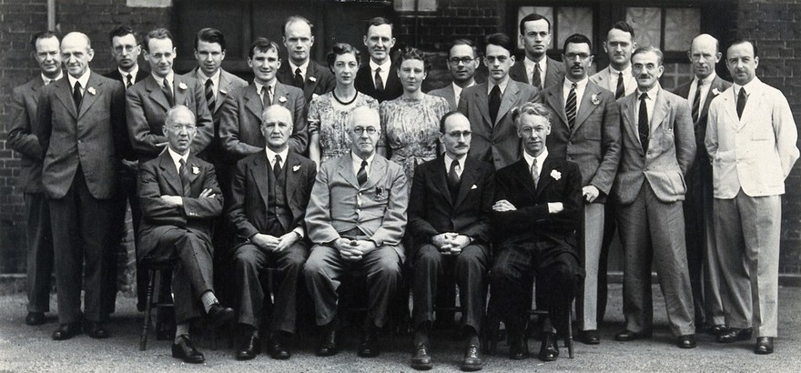 National Institute of Medical Research: the staff. Photograph, 1940.