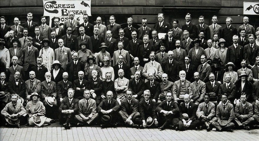 XIth International Physiological Congress, Edinburgh, 1923: delegates. Photograph by Debenham, 1923.