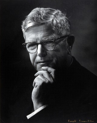 Sir Frank Macfarlane Burnet. Photograph by Faingold, Denver.