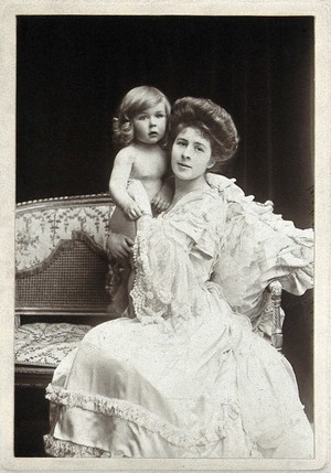 view Gwendoline Syrie Maud Wellcome (née Barnardo), Syrie Maugham and Henry Mounteney Wellcome. Photograph by Lambert Weston & son.