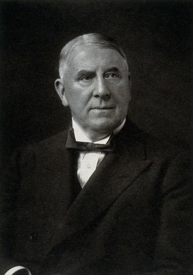 Berkeley Moynihan, Baron Moynihan. Photograph.