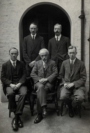 view Staff of Wellcome Chemical Research Laboratories (back row Humphrey Paget, J.A. Gordon; front row W.H. Gray, T.A. Henry, T.M. Sharp). Photograph, 1923.