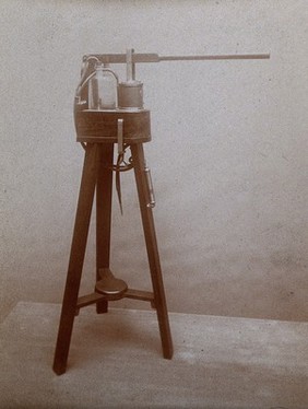 Donkey engine used by Joseph Lister. Photograph by Andrew Brown, Glasgow.