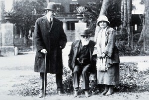 view Samuel Taylor Darling, Giovanni Battista Grassi and his (Grassi's?) sister. Photograph.