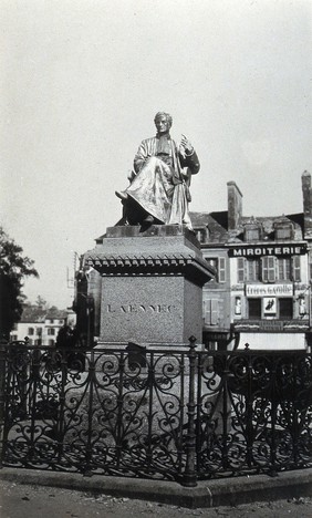 René Théophile Hyacinthe Laennec. Photograph after a statue.