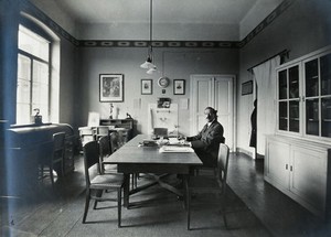 view University Children's Hospital, Vienna: the hospital's director, Professor Clemens von Pirquet, in his office. Photograph, 1921.