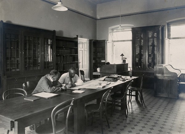 University Children's Hospital, Vienna: the Rockefeller room. Photograph, 1921.