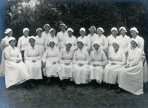 view University Children's Hospital, Vienna: nurses. Photograph, 1921.