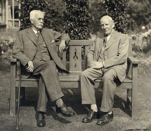 view St Marylebone Infirmary, London: Basil Hood and J.R. Lunn. Photograph, c. 1940.