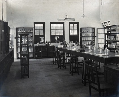 Lady Hardinge Medical College and Hospital, Delhi: pharmacy. Photograph, 1921.