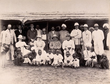 Patients being discharged from hospital, during the bubonic plague outbreak in Karachi, India. Photograph, 1897.