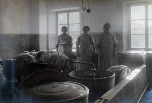 view British Red Cross Hospital, Turin: women who work in the laundry. Photograph, c. 1918.