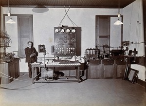 view Johannesburg Hospital, South Africa: male patient, possibly being x-rayed. Photograph, c. 1905.