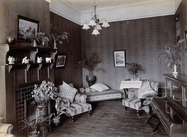 Johannesburg Hospital, South Africa: sitting room, possibly staff quarters. Photograph, c. 1905.