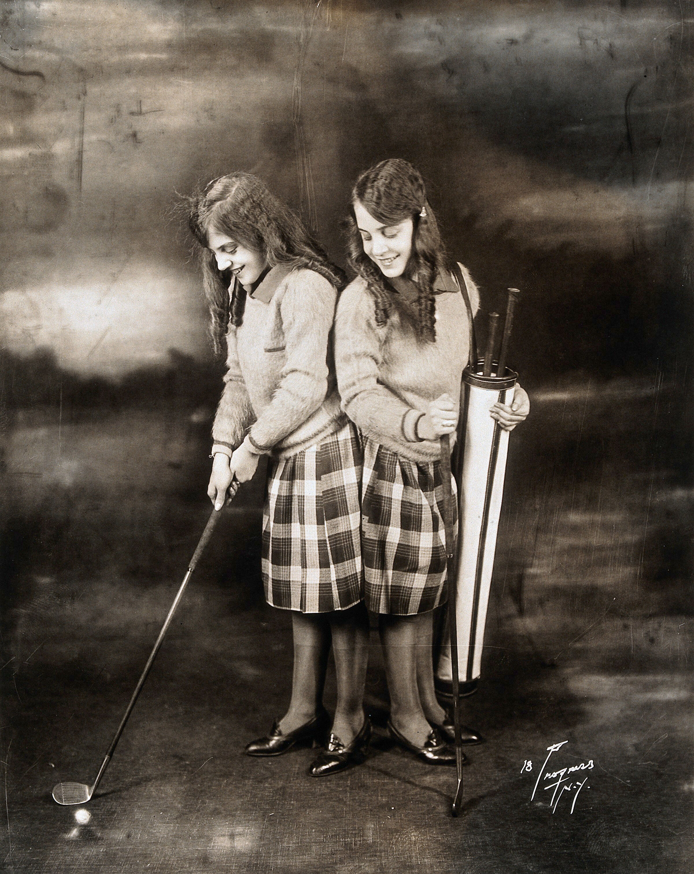 Daisy And Violet Hilton Conjoined Twins Dressed For Golf Photograph