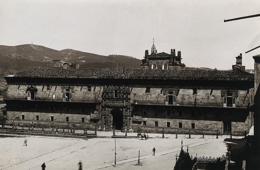 Hospital Real, Santiago de Compostela. Photograph, ca.1900.