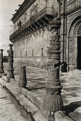 Hospital Real, Santiago de Compostela: façade and columns. Photograph, ca.1900.