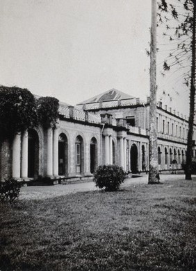 Colonial Hospital, Port of Spain, Trinidad: exterior. Photograph, 1910/1930 (?).