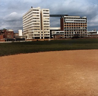 Royal Postgraduate Medical School and M.R.C. Unit, London, England: exterior. Photograph by H. Windsley, 1972.