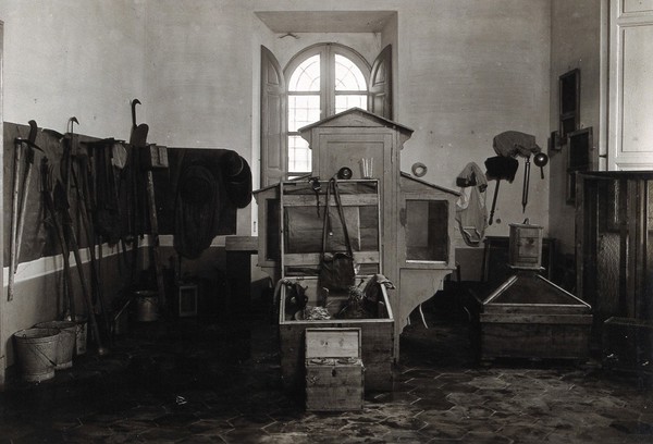 The anti-malaria school, Nettuno, Italy: tools used in malaria control. Photograph, 1918/1937 (?).