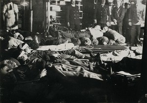 view World War One: a Royal Naval hospital ship: men wounded in the Battle of Jutland. Photograph, 1916.